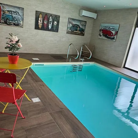 Loft Spa Reims-Fr 250M2 Privatifs, Piscine Interieure Chauffee, Spa Et Parking Exterior photo